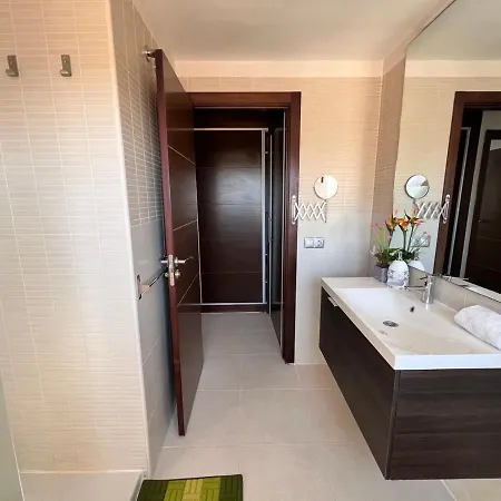 Seaview Paradise Hard Rock Apartament *